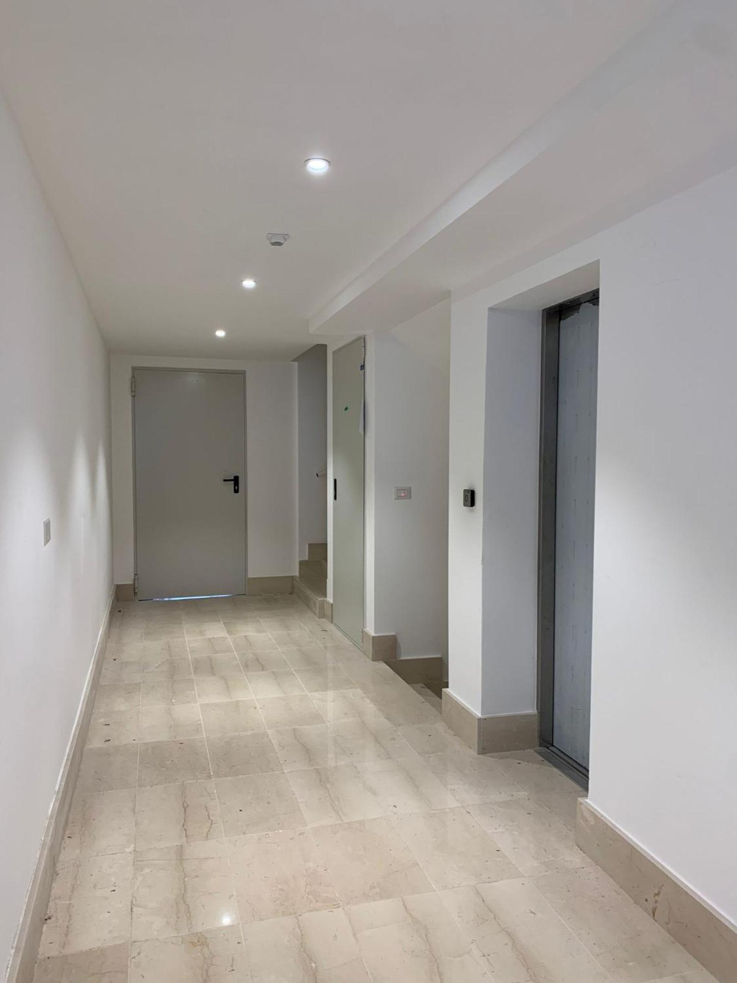 Апартаменти Domus13-With Private Parking Барі Екстер'єр фото